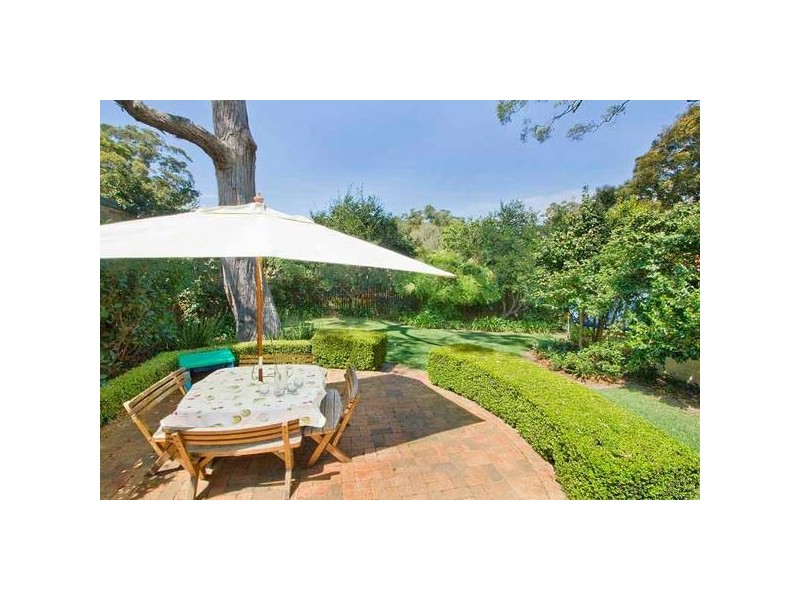 12 Yalleroi Avenue, West Pymble NSW 2073