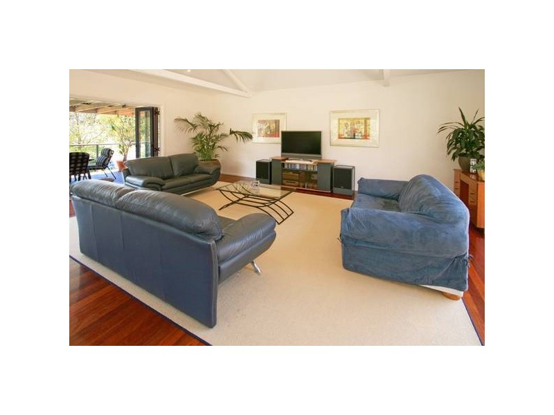 86 Kooloona Crescent, West Pymble NSW 2073