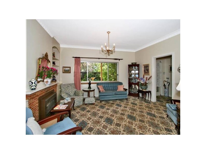 4 Inverallan Avenue, West Pymble NSW 2073