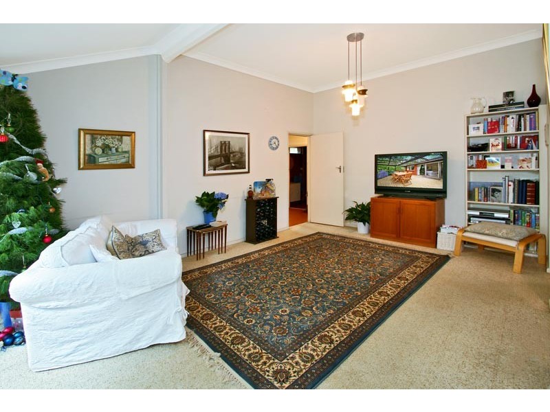 27 Kiparra Street, West Pymble NSW 2073