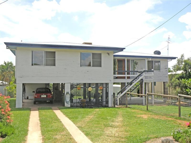 70 Manton Street, Biloela QLD 4715