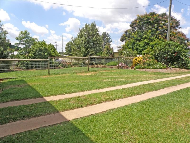 70 Manton Street, Biloela QLD 4715