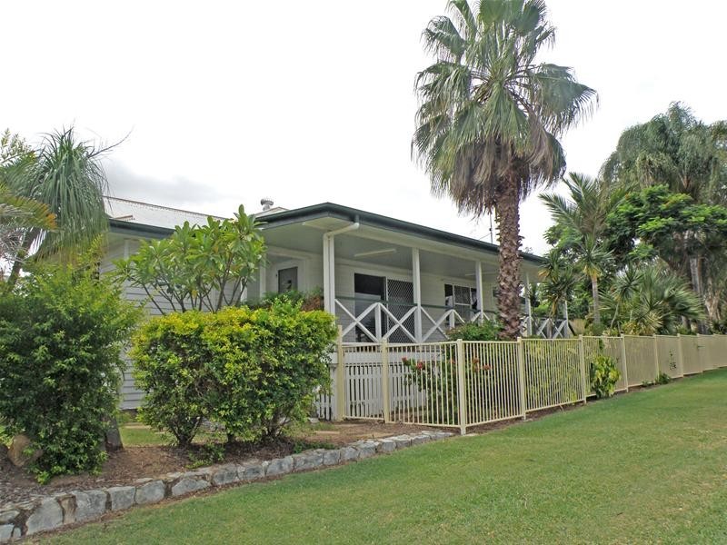 1 Bell Street, Biloela QLD 4715