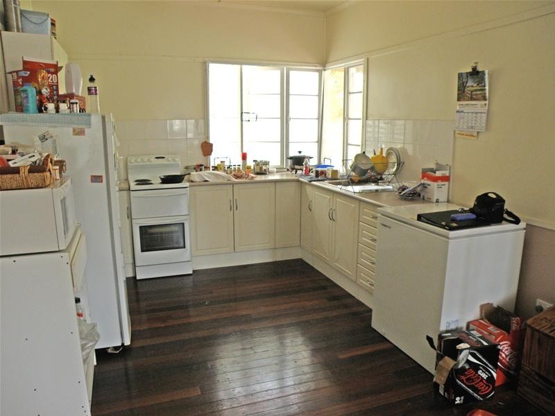 412 Leslie Street, Thangool QLD 4716