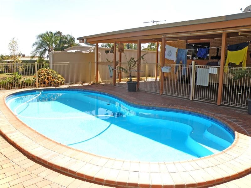 25 Diane Court, Biloela QLD 4715