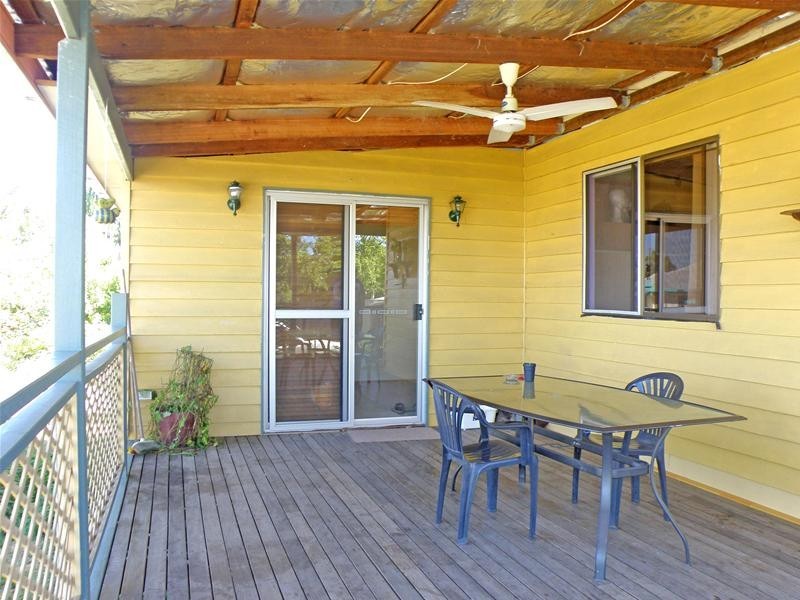 15 Bell Street, Biloela QLD 4715