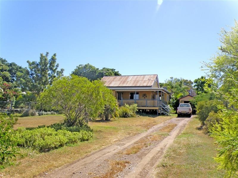 15 Bell Street, Biloela QLD 4715