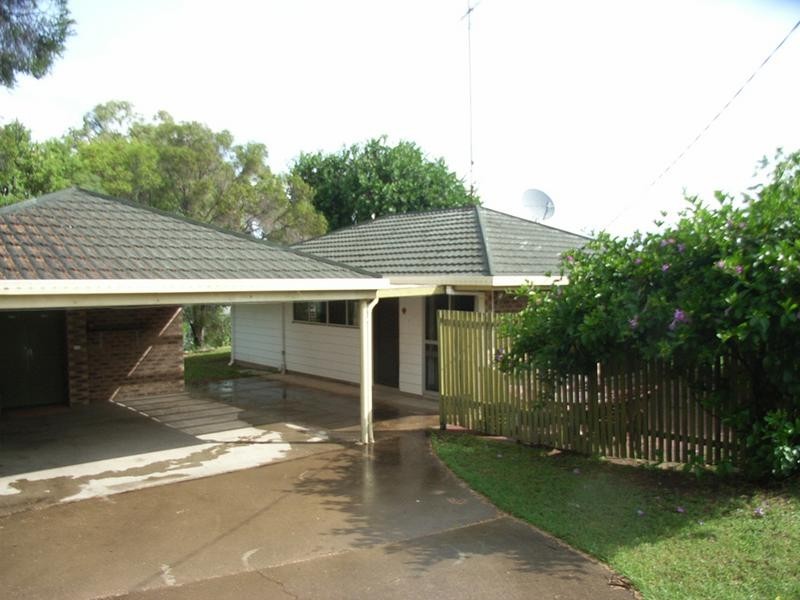 111 Bell Street, Biloela QLD 4715