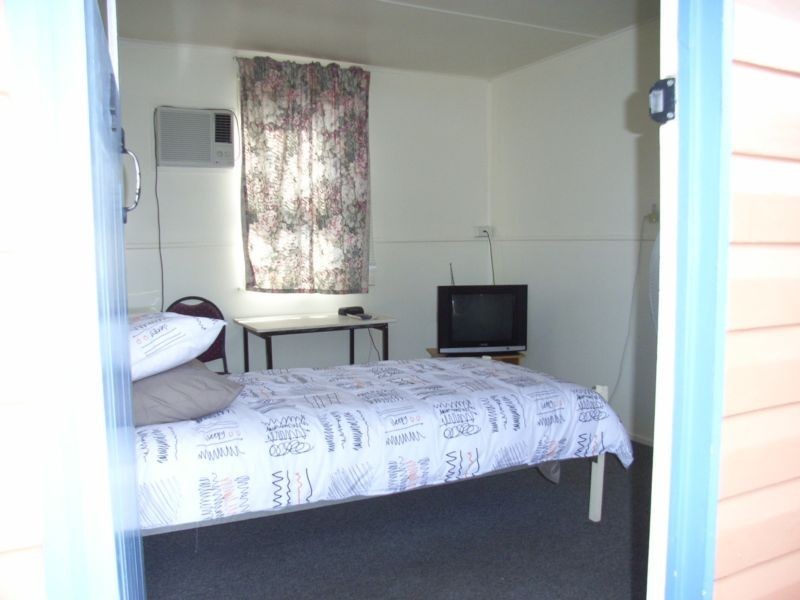 80 Kariboe Street, Biloela QLD 4715