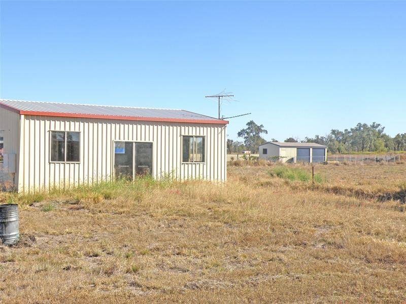 Banana QLD 4702