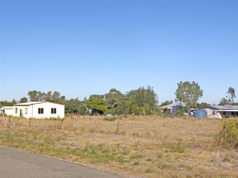Banana QLD 4702