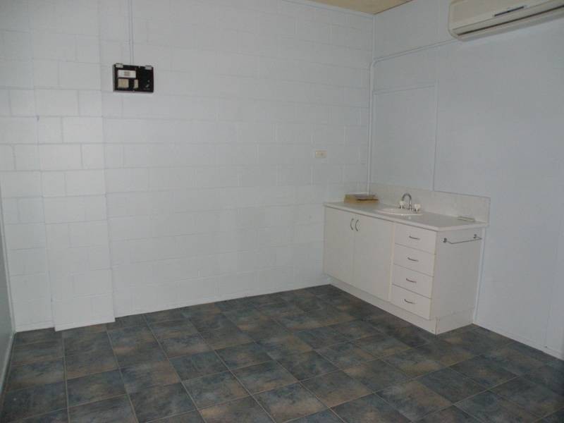 4A 56-58 Kariboe Street, Biloela QLD 4715
