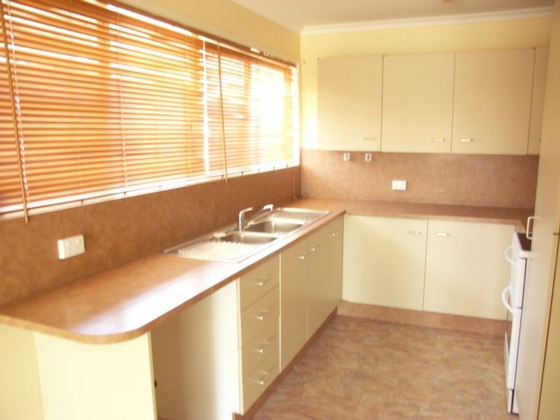 64 Lawrence Street, Biloela QLD 4715