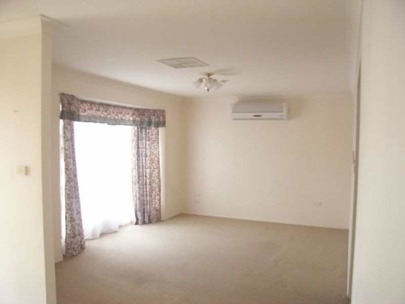 4 Earlsfield Street, Biloela QLD 4715