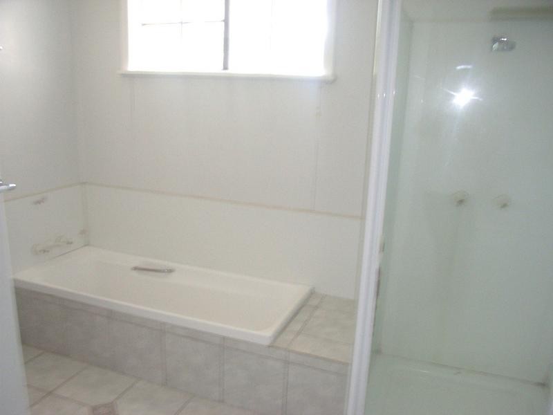 2 Austen Street, Thangool QLD 4716