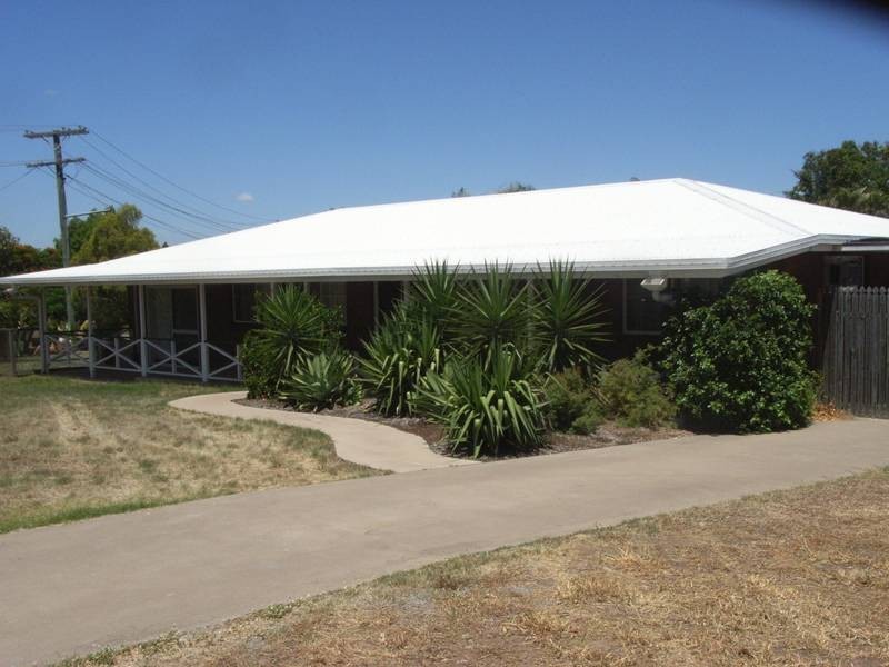 2 Ward Crescent, Biloela QLD 4715