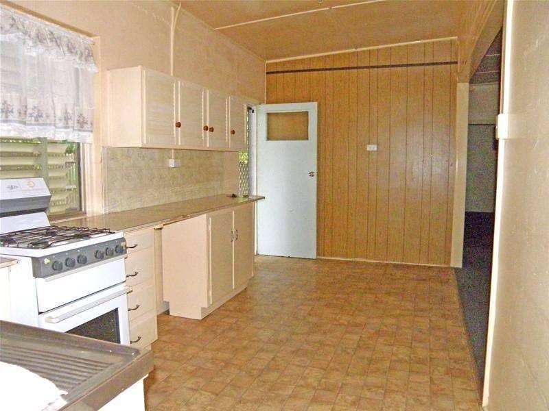 19 Kariboe Street, Biloela QLD 4715