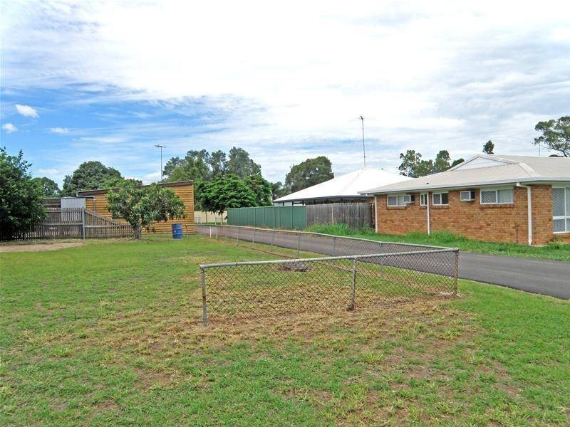 19 Kariboe Street, Biloela QLD 4715