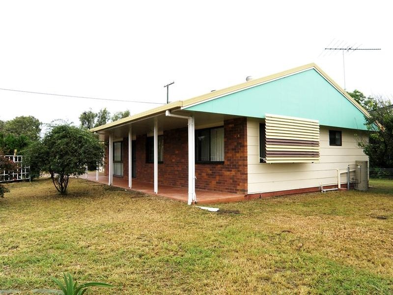 4 State Farm Road, Biloela QLD 4715