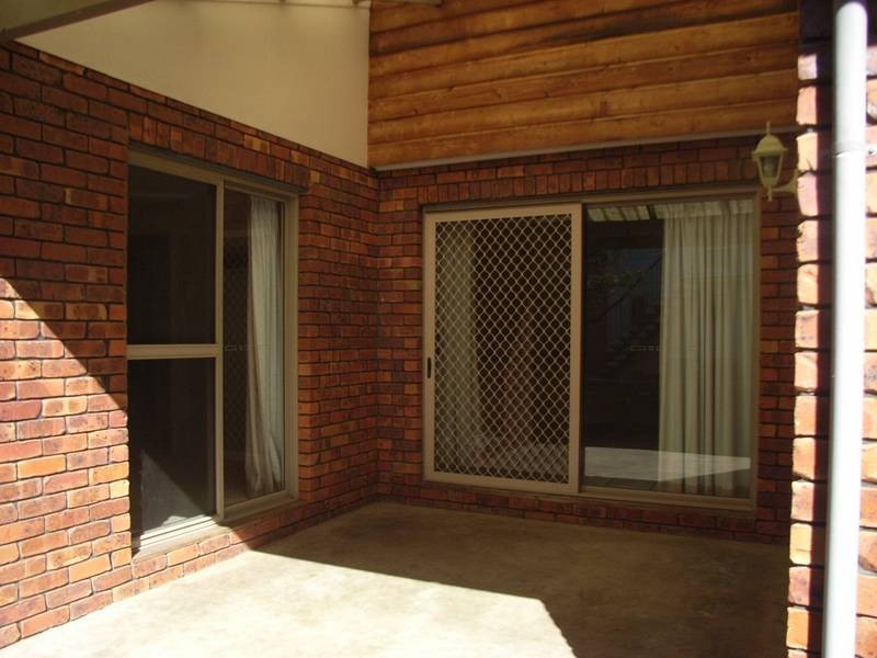 2/37 Prospect Street, Biloela QLD 4715