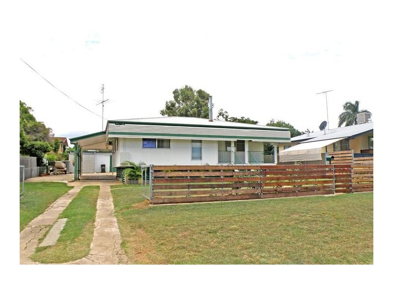 10 Castle Street, Biloela QLD 4715