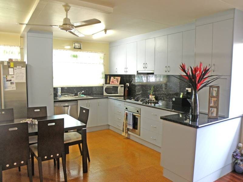 10 Castle Street, Biloela QLD 4715