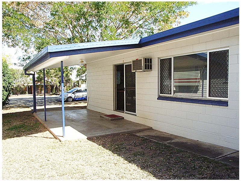 1/32 Grevillea Street, Biloela QLD 4715