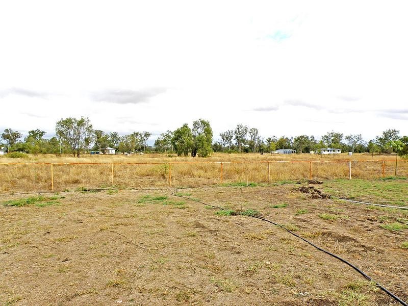 Banana QLD 4702