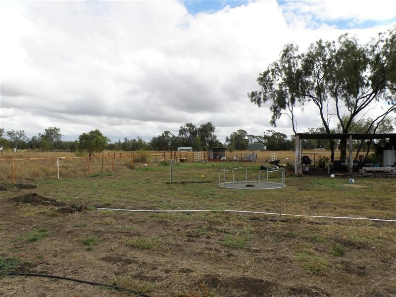 Banana QLD 4702