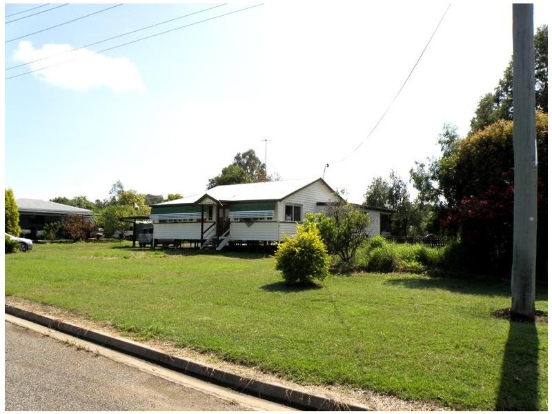 2 Britten Street, Thangool QLD 4716