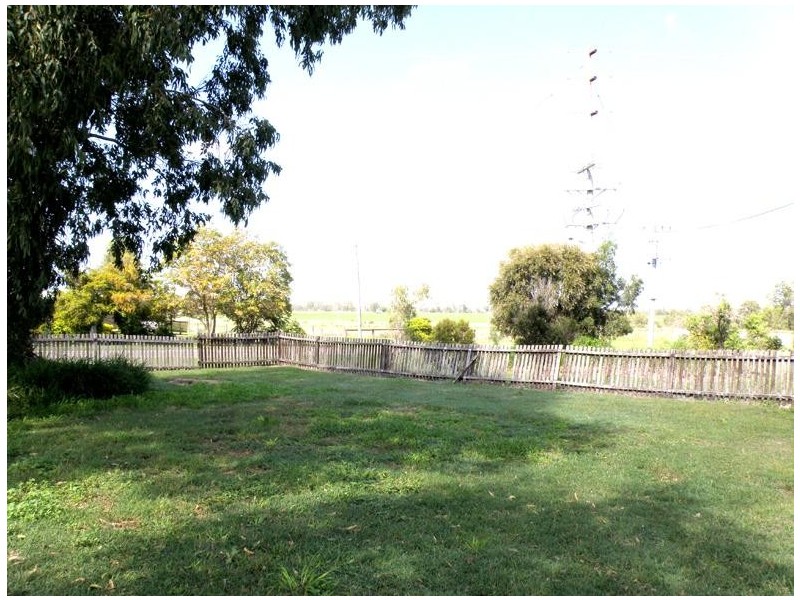 2 Britten Street, Thangool QLD 4716