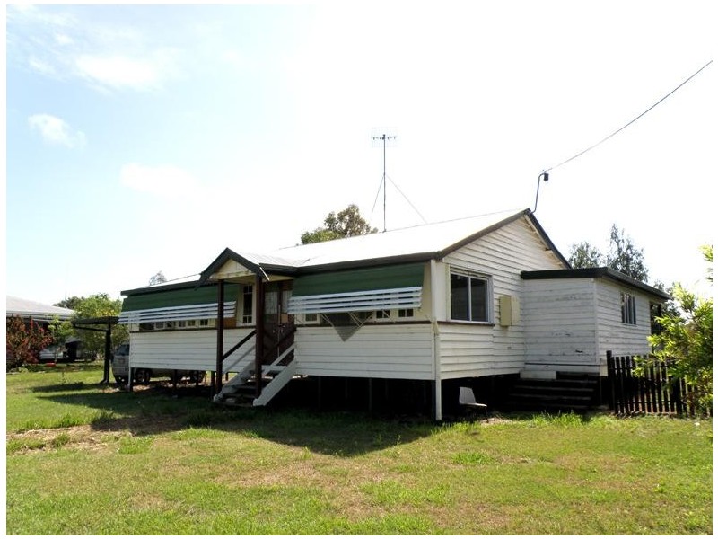 2 Britten Street, Thangool QLD 4716