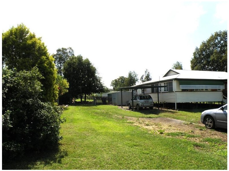 2 Britten Street, Thangool QLD 4716