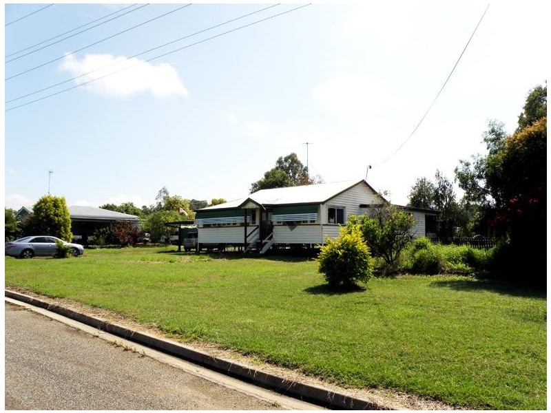 2 Britten Street, Thangool QLD 4716