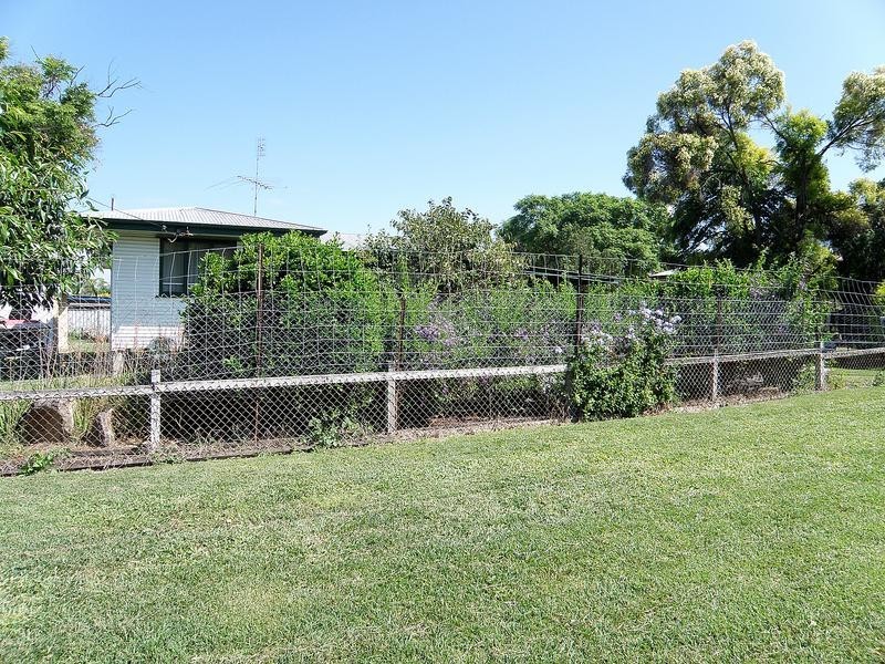 3 Orange Street, Biloela QLD 4715