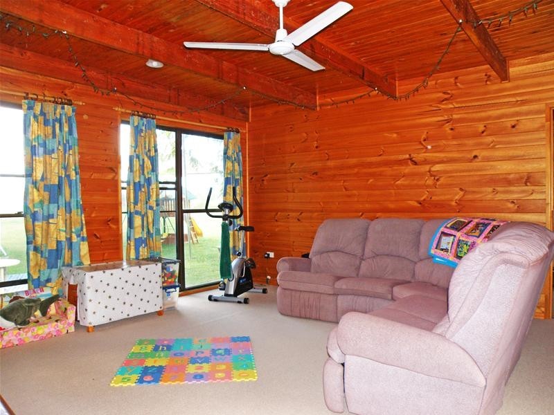 2 Oxley Avenue, Biloela QLD 4715