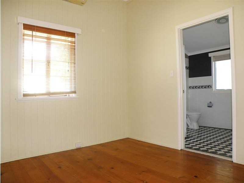90 Kariboe Street, Biloela QLD 4715