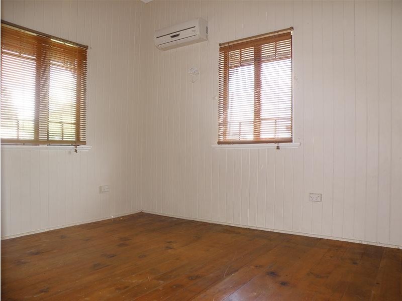 90 Kariboe Street, Biloela QLD 4715