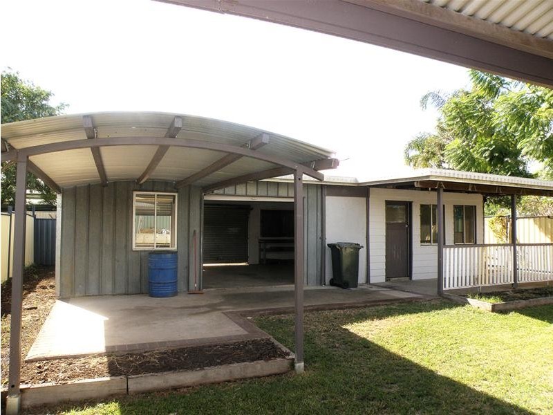 90 Kariboe Street, Biloela QLD 4715
