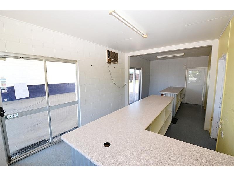 54 Dawson Highway, Biloela QLD 4715