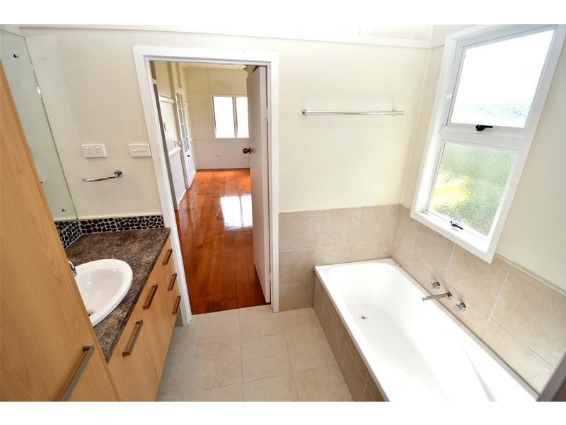 65 Rainbow Street, Biloela QLD 4715