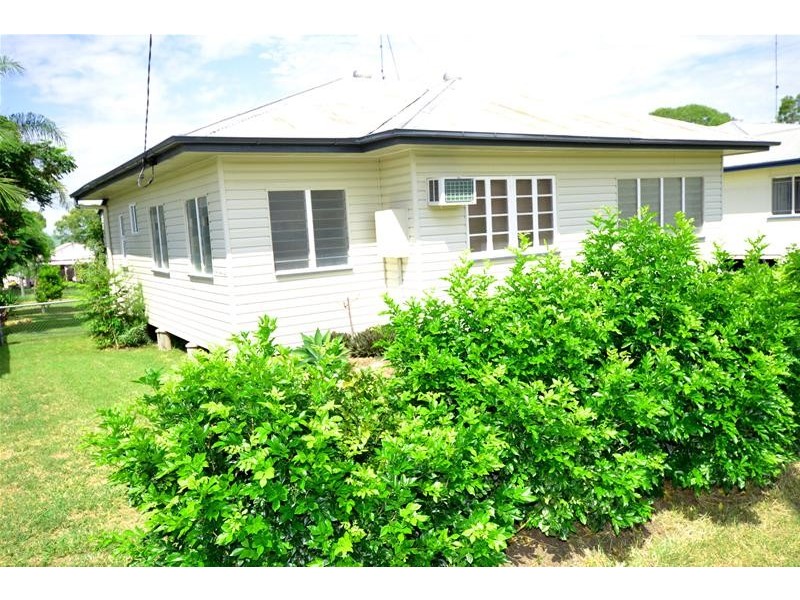 65 Rainbow Street, Biloela QLD 4715