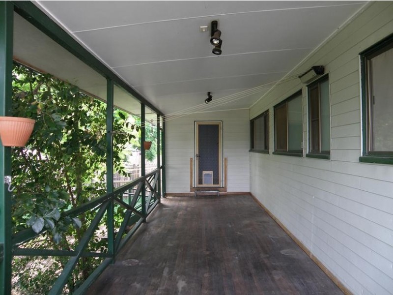 115 Bell Street, Biloela QLD 4715