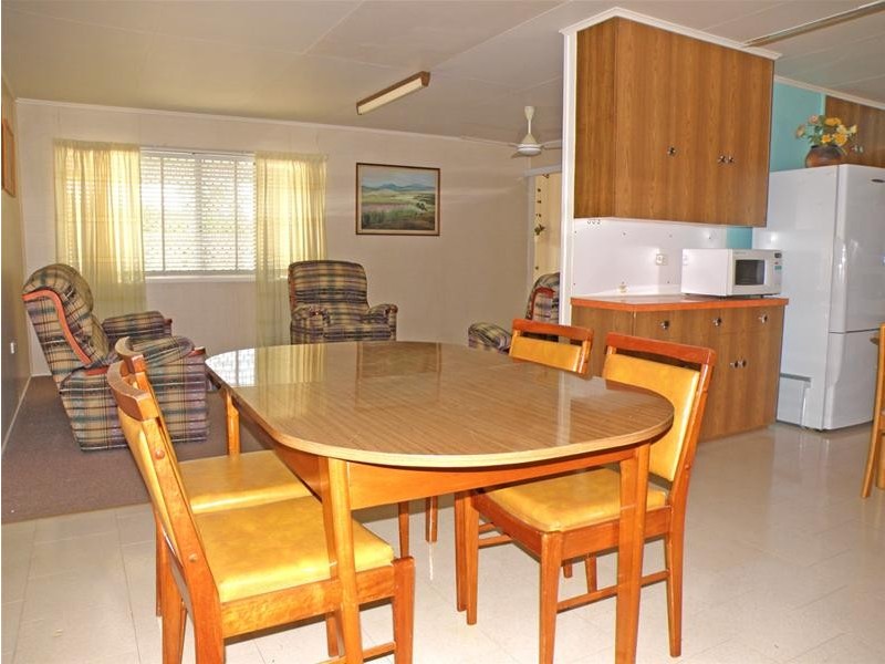 15 Kroombit Street, Biloela QLD 4715