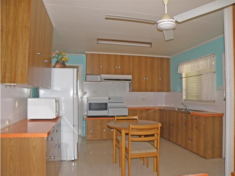 15 Kroombit Street, Biloela QLD 4715