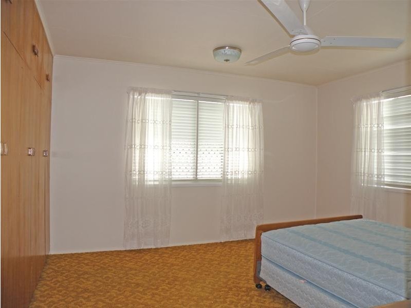 15 Kroombit Street, Biloela QLD 4715