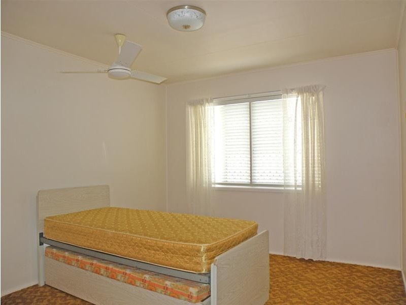 15 Kroombit Street, Biloela QLD 4715