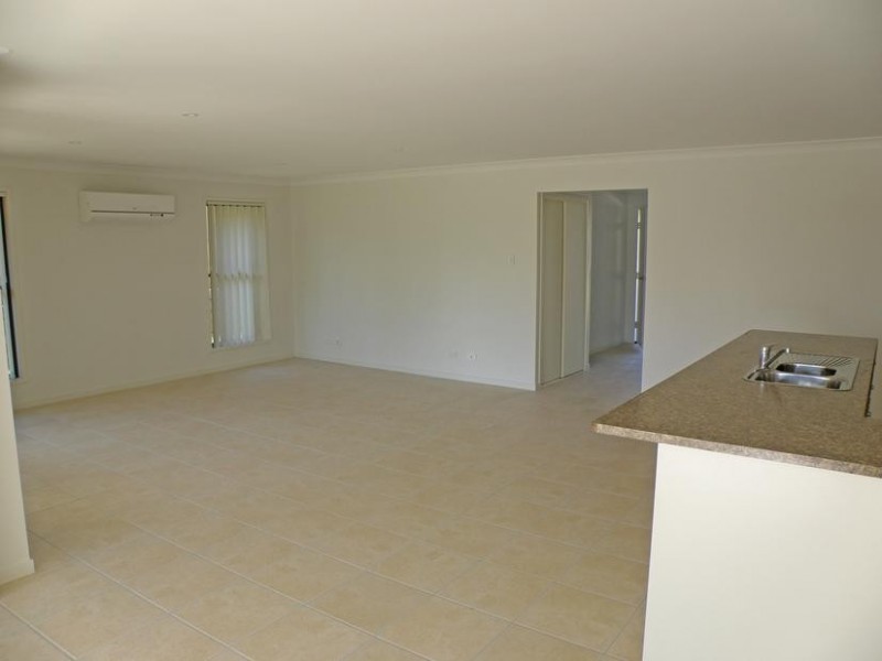 27 Panorama Drive, Biloela QLD 4715