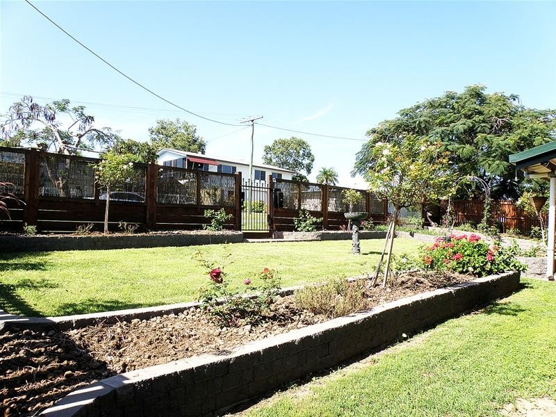 11 Sellheim Street, Biloela QLD 4715