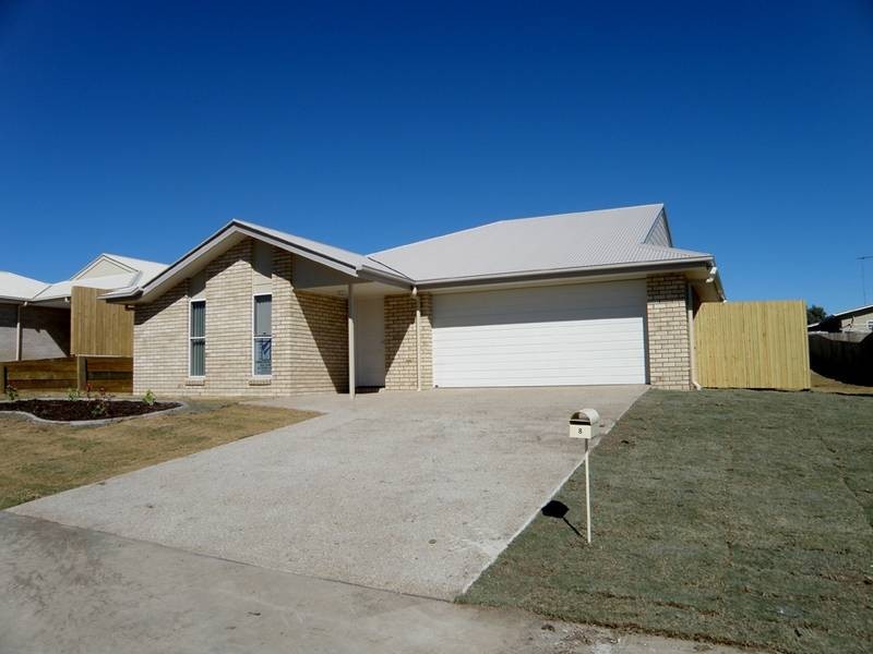 8 Panorama Drive, Biloela QLD 4715